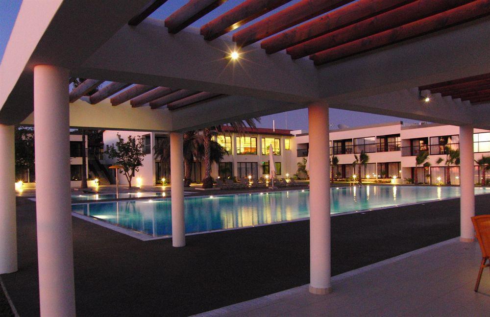 Royal Blue Hotel & Spa 4*