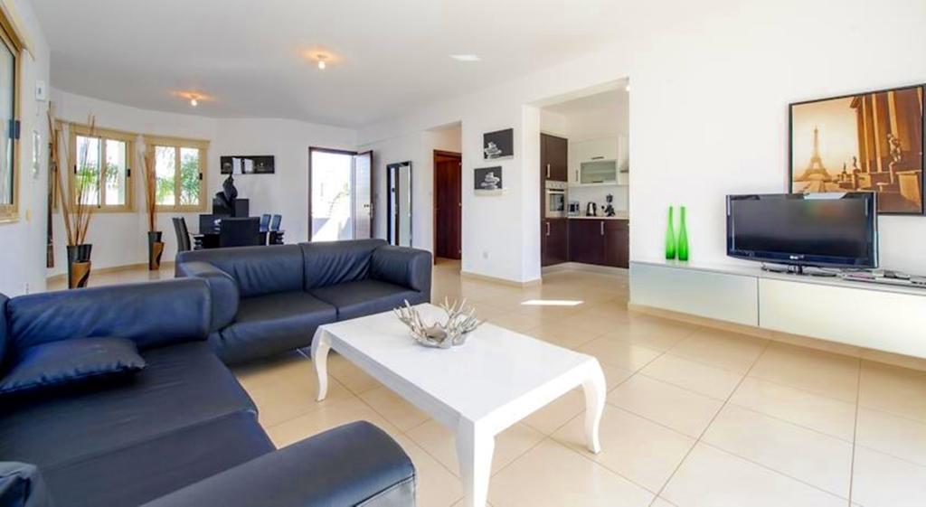 Palm Village Villas Protaras