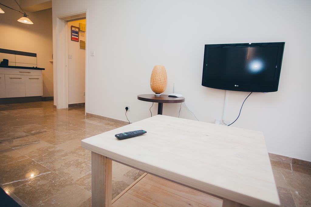 Vega Apartment *