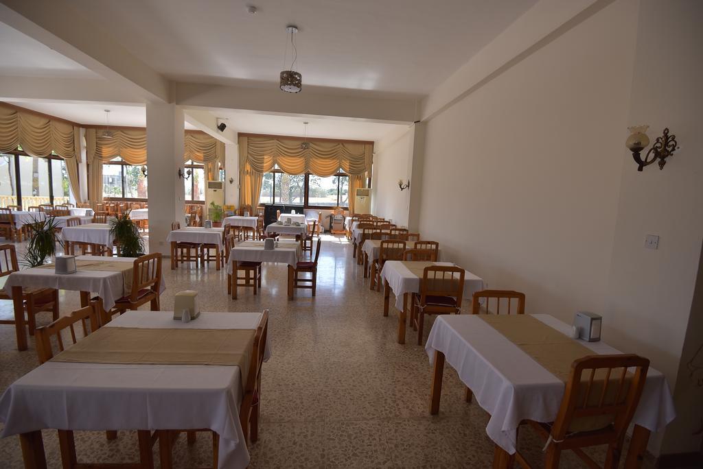 Club Simena