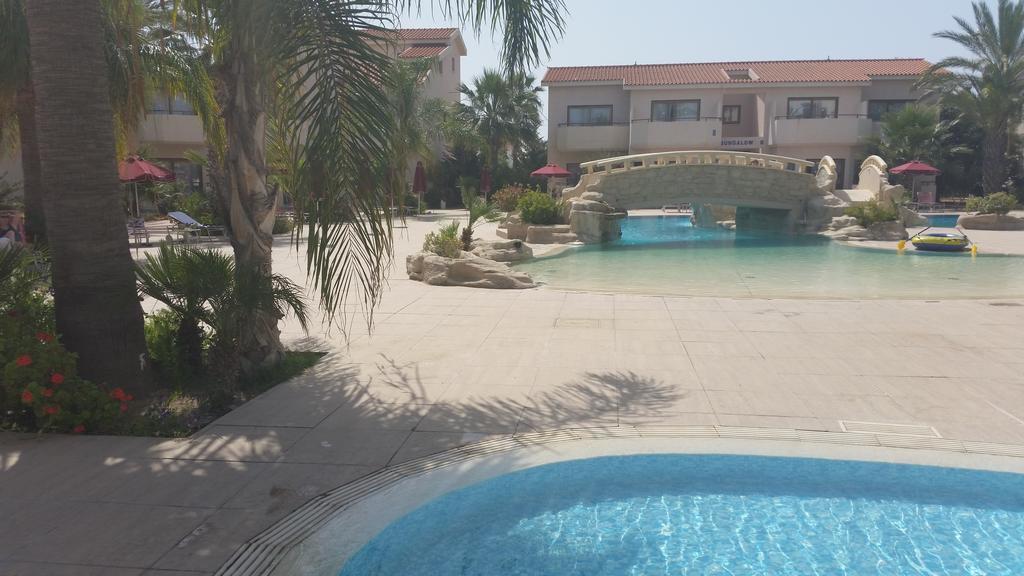 Hotel Crown Henipa 3*