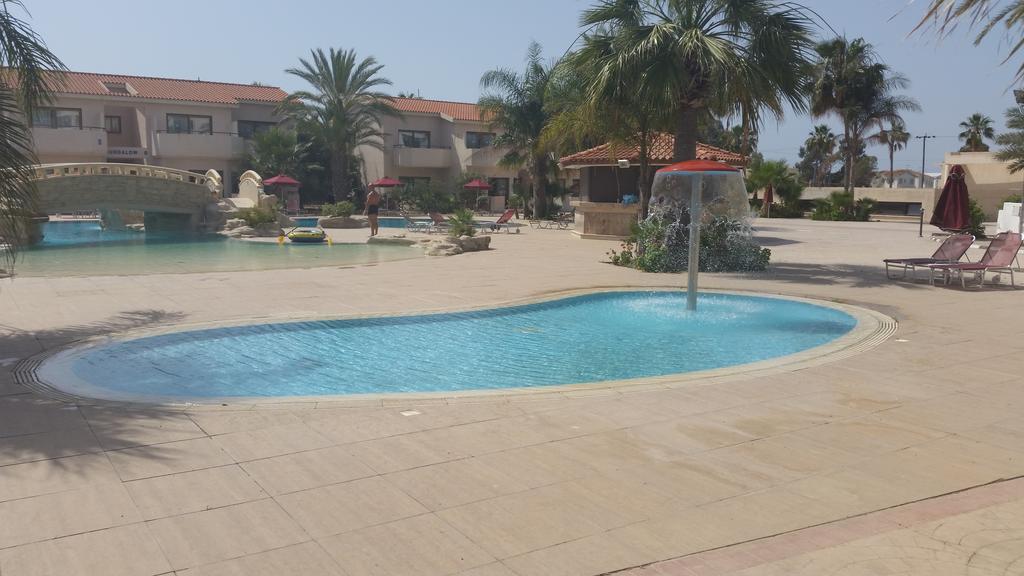 Crown Henipa Larnaca