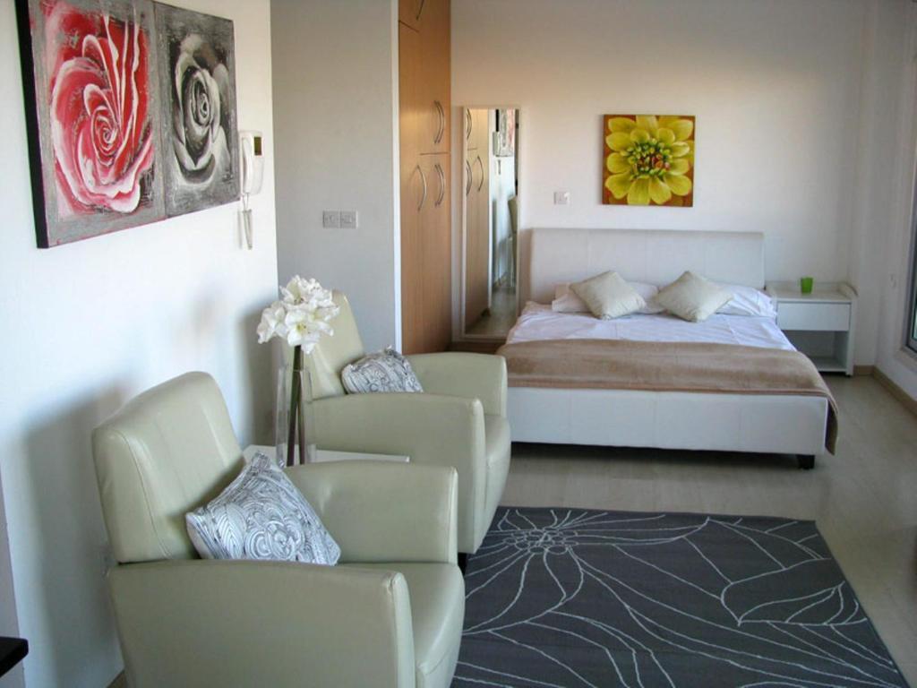 Suites Apartment *