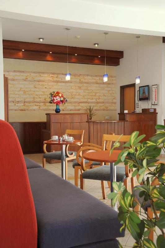 Petrosana Aparthotel Ayia Napa