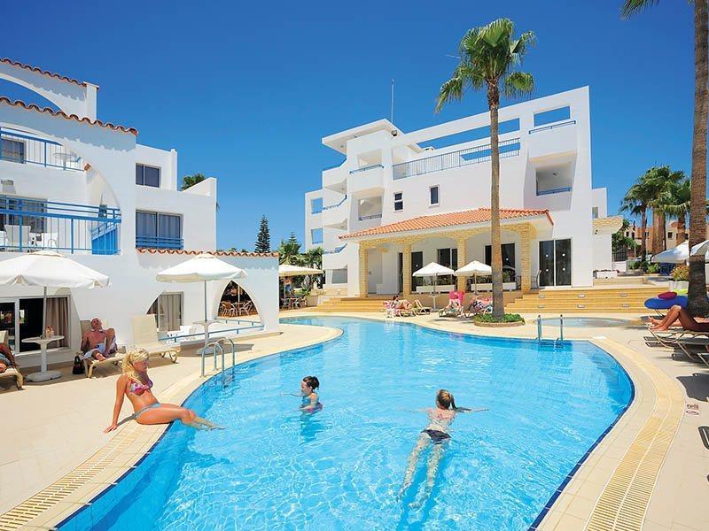 Petrosana Ayia Napa