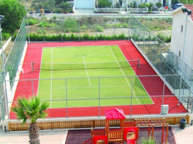 Crown Henipa Larnaca
