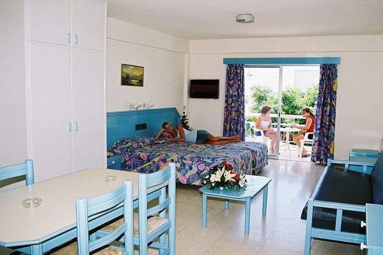Hotel Sunny Blue 3*