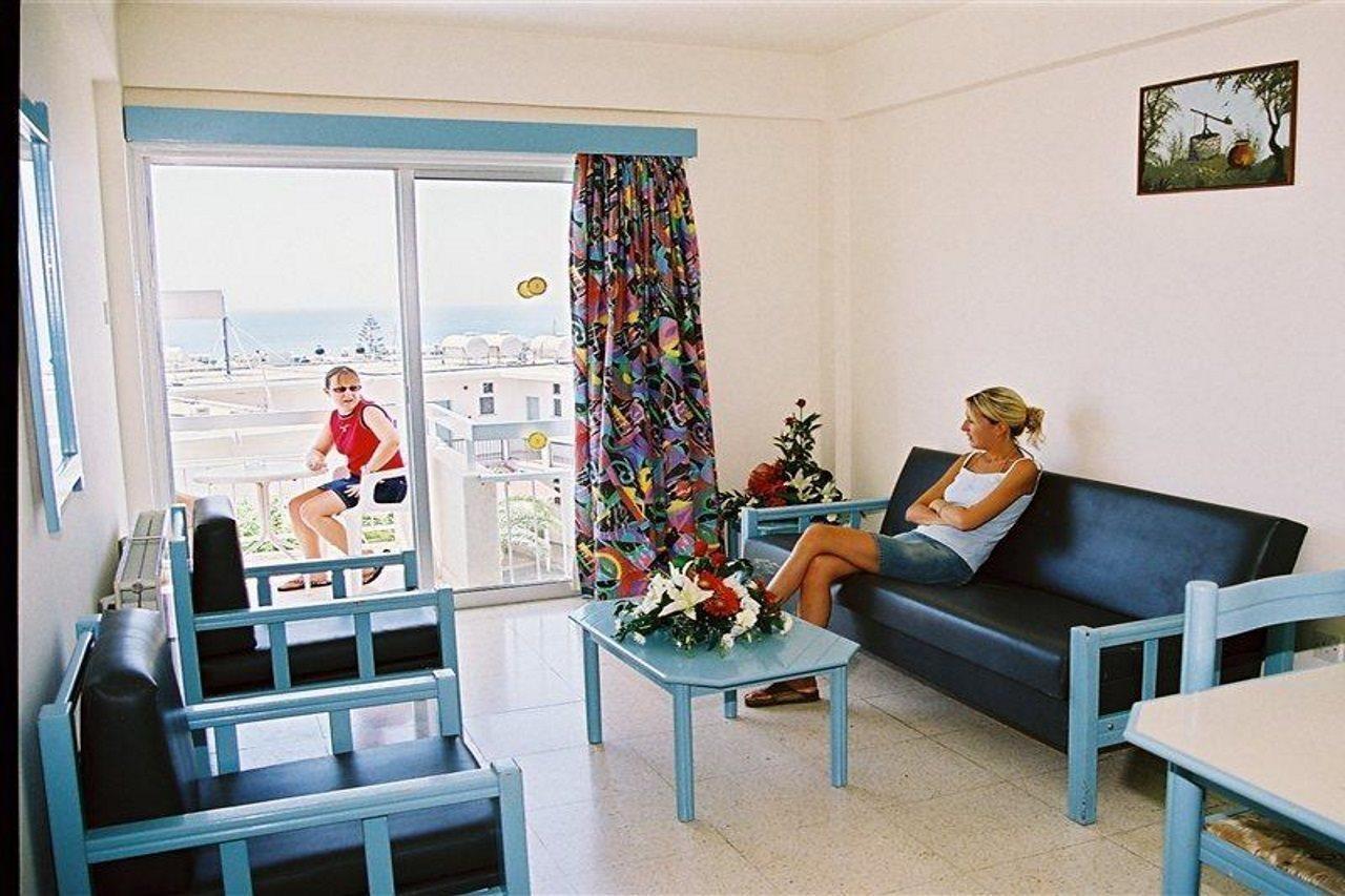 Hotel Sunny Blue