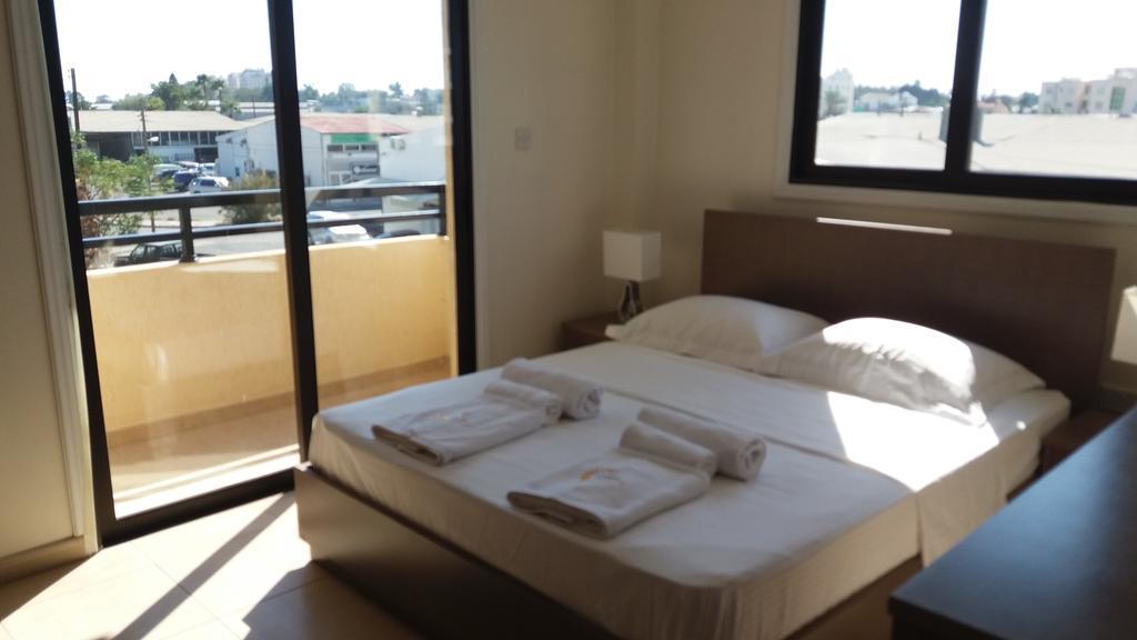 202 Mandritis Court * Larnaca