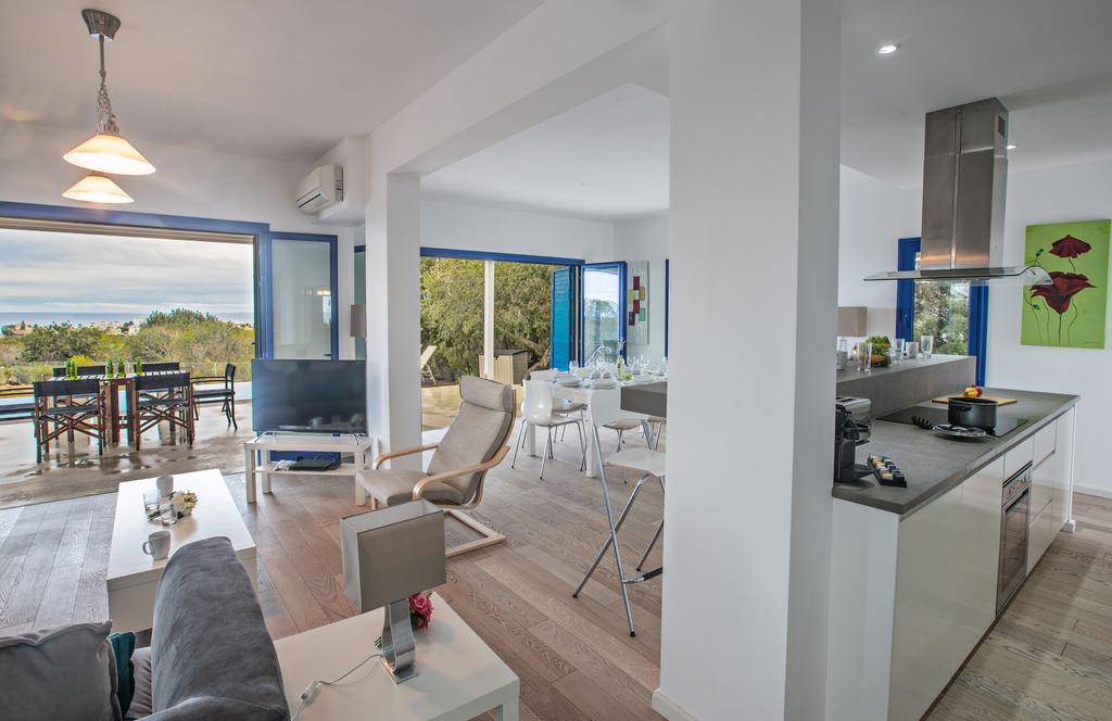 Electra Villa