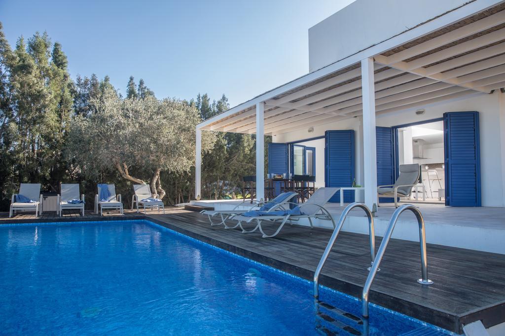 Electra Villa *