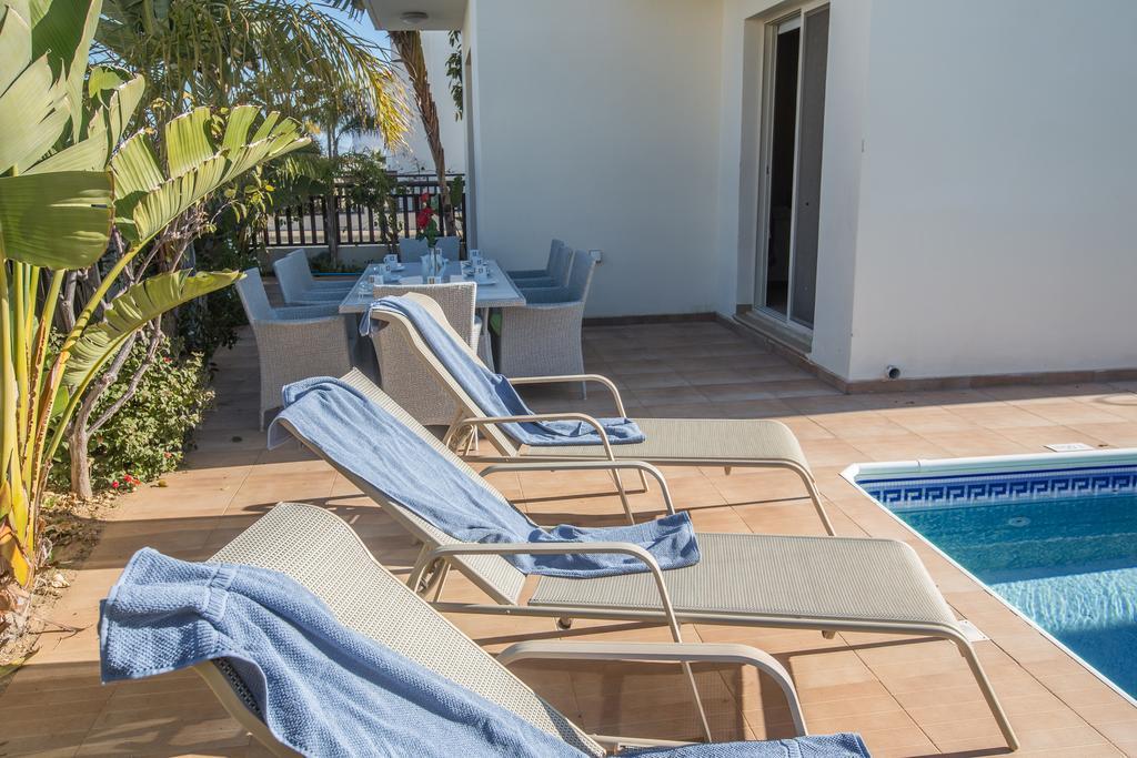 Villa Meena *