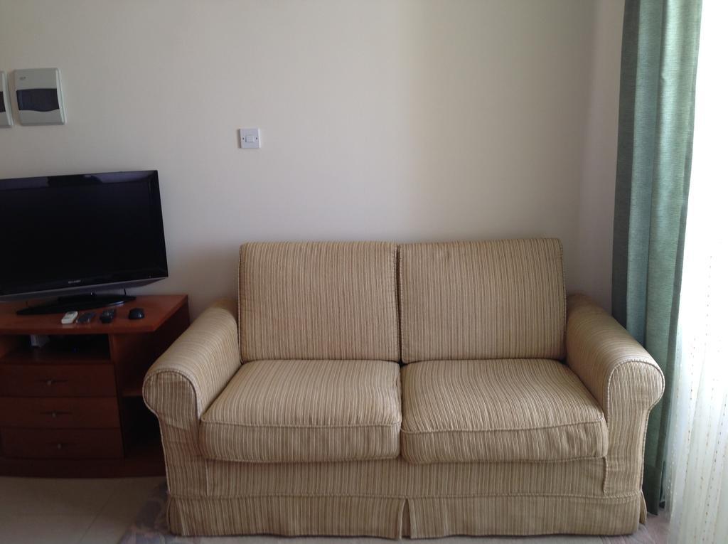 Stasinou Studio Apartment *