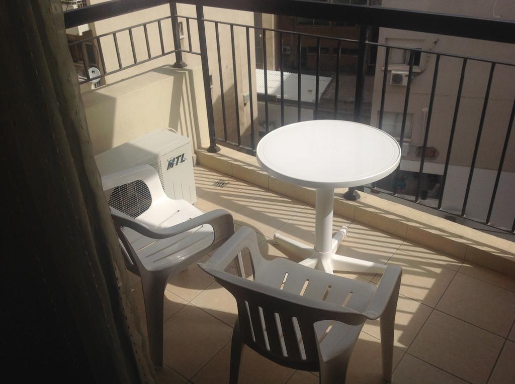 Stasinou Studio * Larnaca
