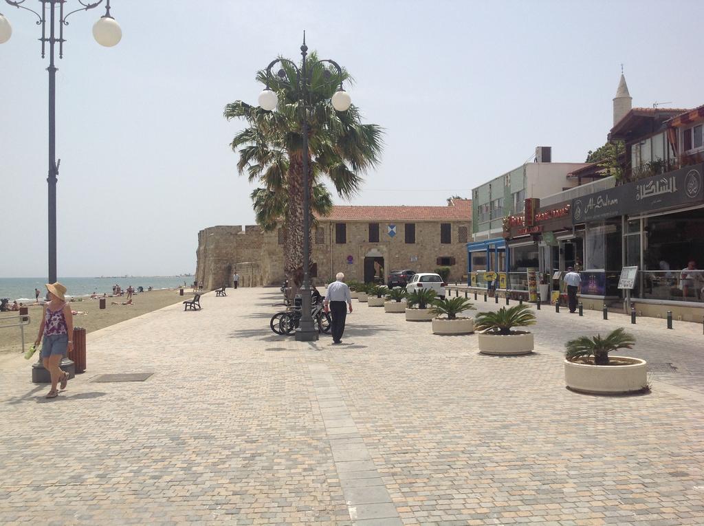 Stasinou Studio Apartment Larnaca