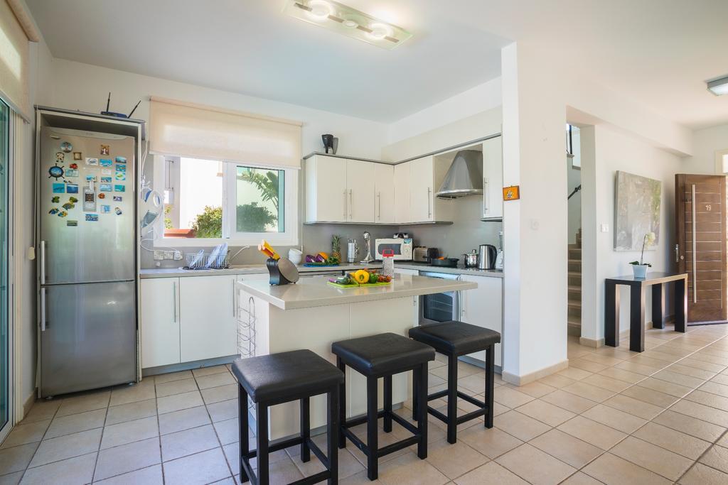 Ricky Holiday home