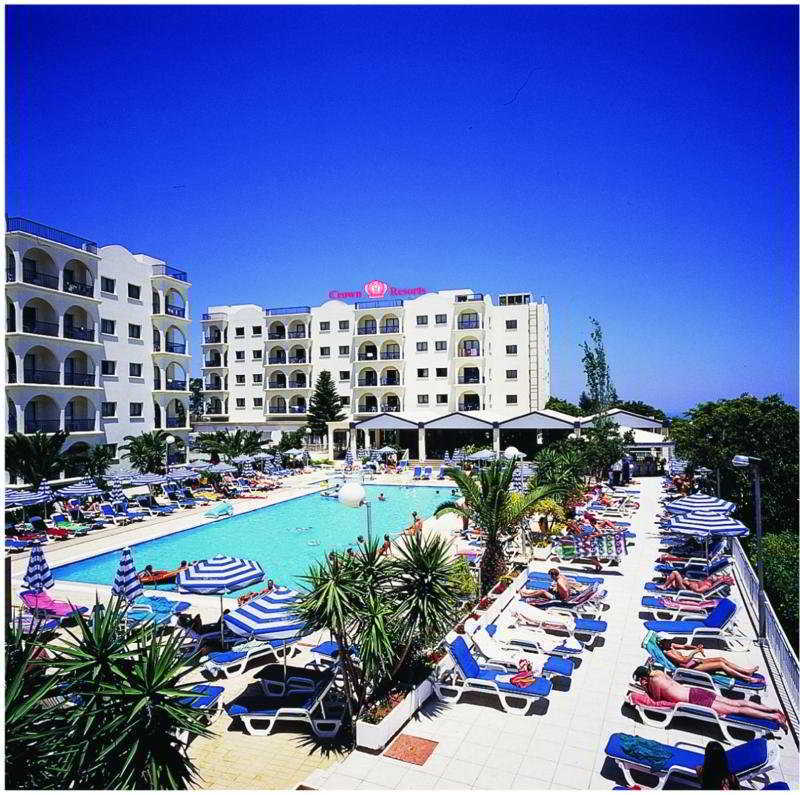 Crown Elamaris Aparthotel Protaras