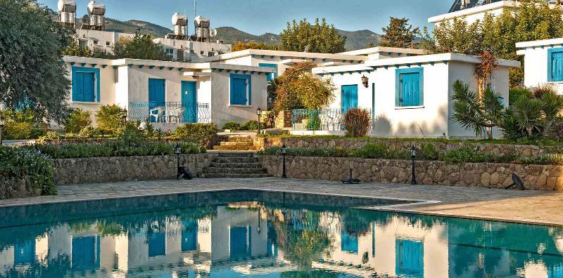 Santoria Holiday Village Hotel Kyrenia (Northern Cyprus)