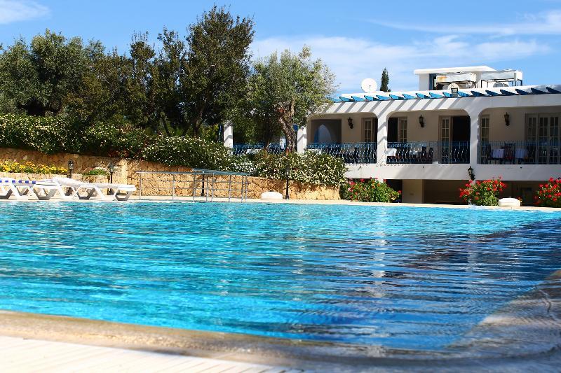 Santoria Holiday Village Kyrenia (Northern Cyprus)