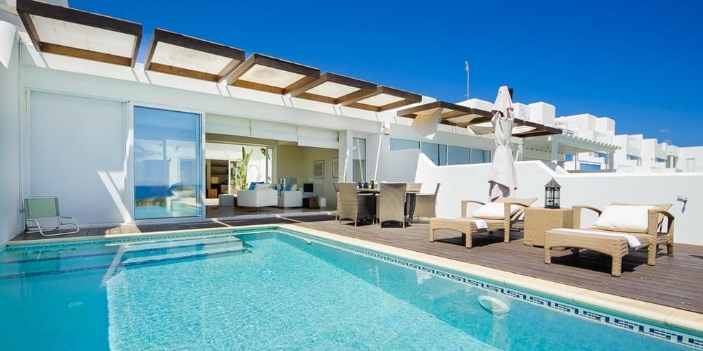 Apartment Oceanview Luxury 063 *