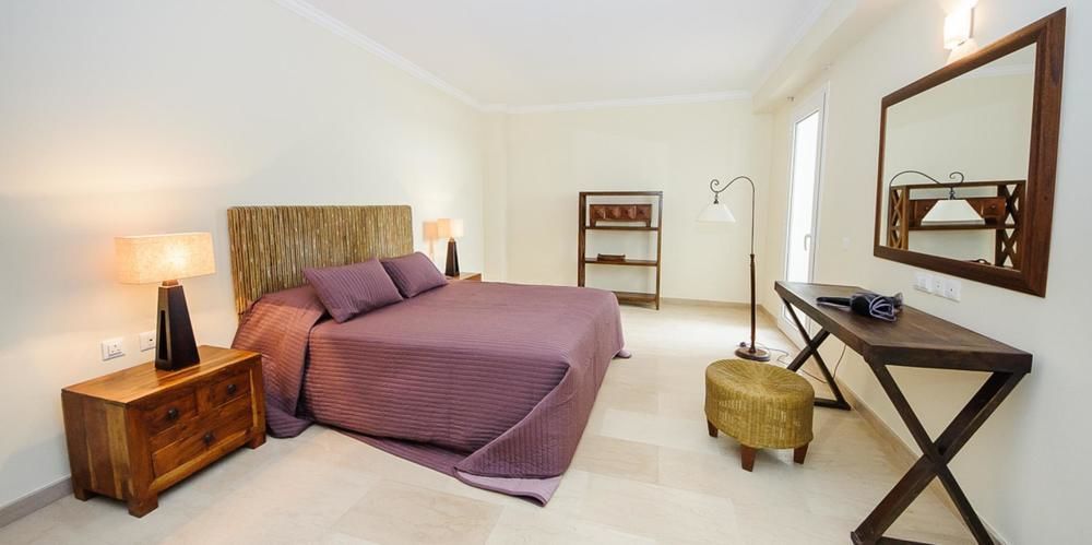 Oceanview Luxury 063 *