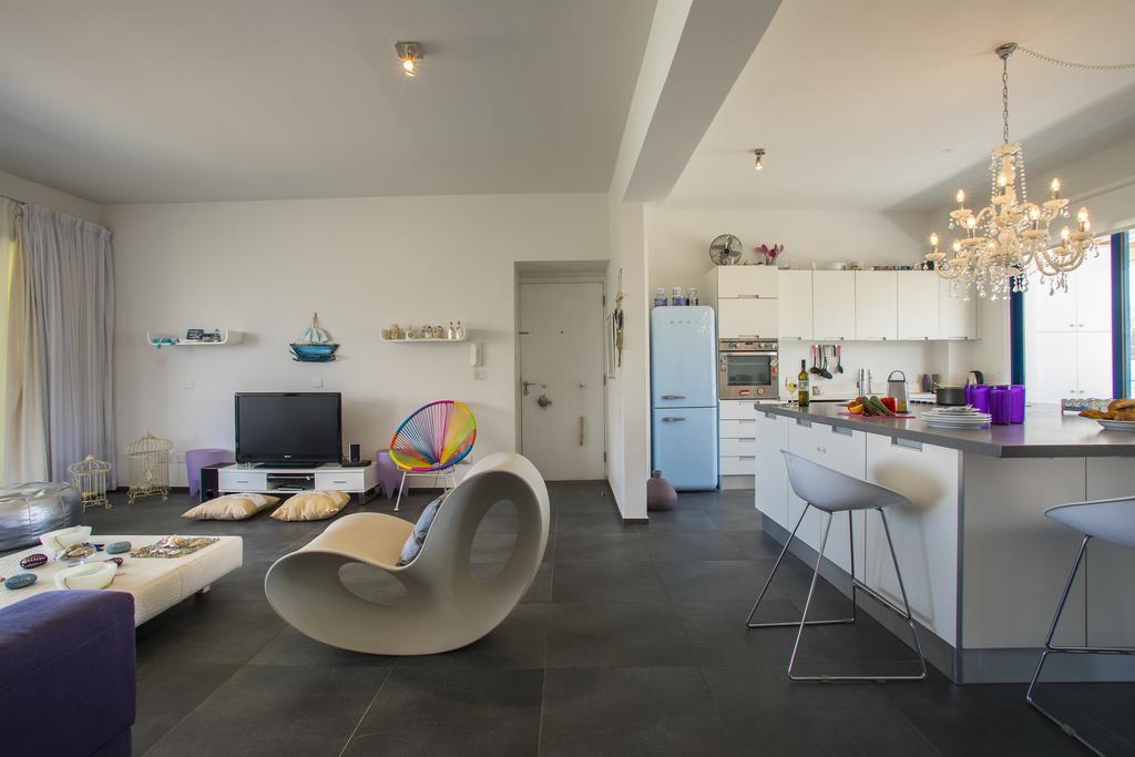 Aster Apartment *