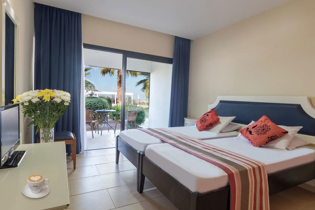 Royal Blue Hotel & Spa Geroskipou