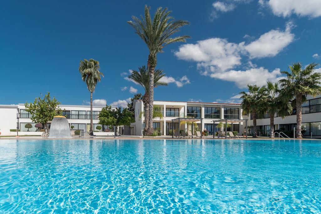 Royal Blue Hotel & Spa 4*