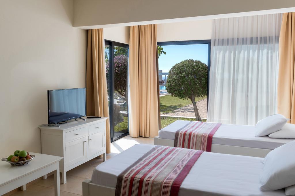 Royal Blue Hotel & Spa Hotel