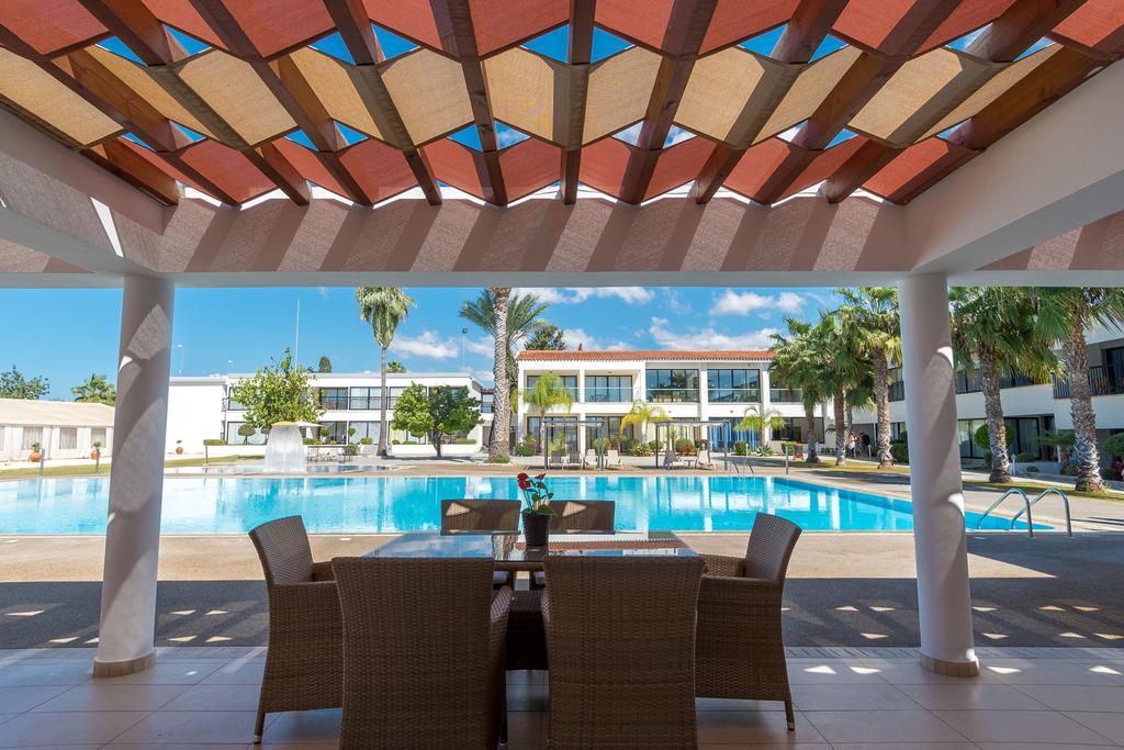 Royal Blue Hotel & Spa Hotel 4*