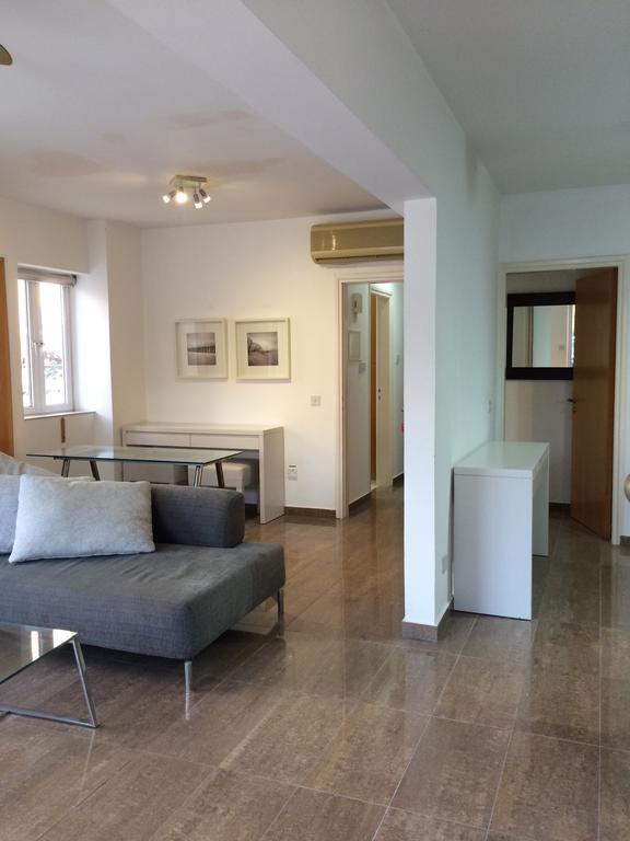Apartment Designers Apt Larnaca