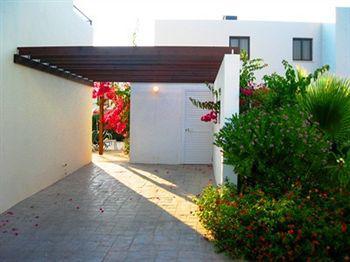 Villa Aura Holiday Villas