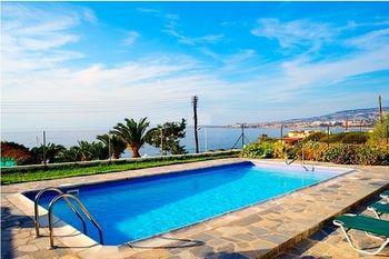Villa Aura Holiday Villas *