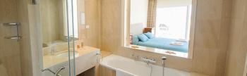 Oceanview Luxury 063