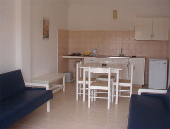 Konnos Bay Aparthotel