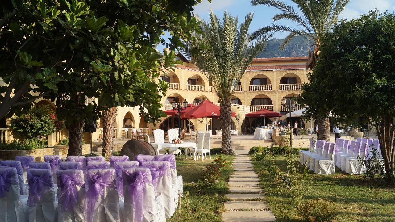 Hotel Le Chateau Lambousa Lapithos (Northern Cyprus)