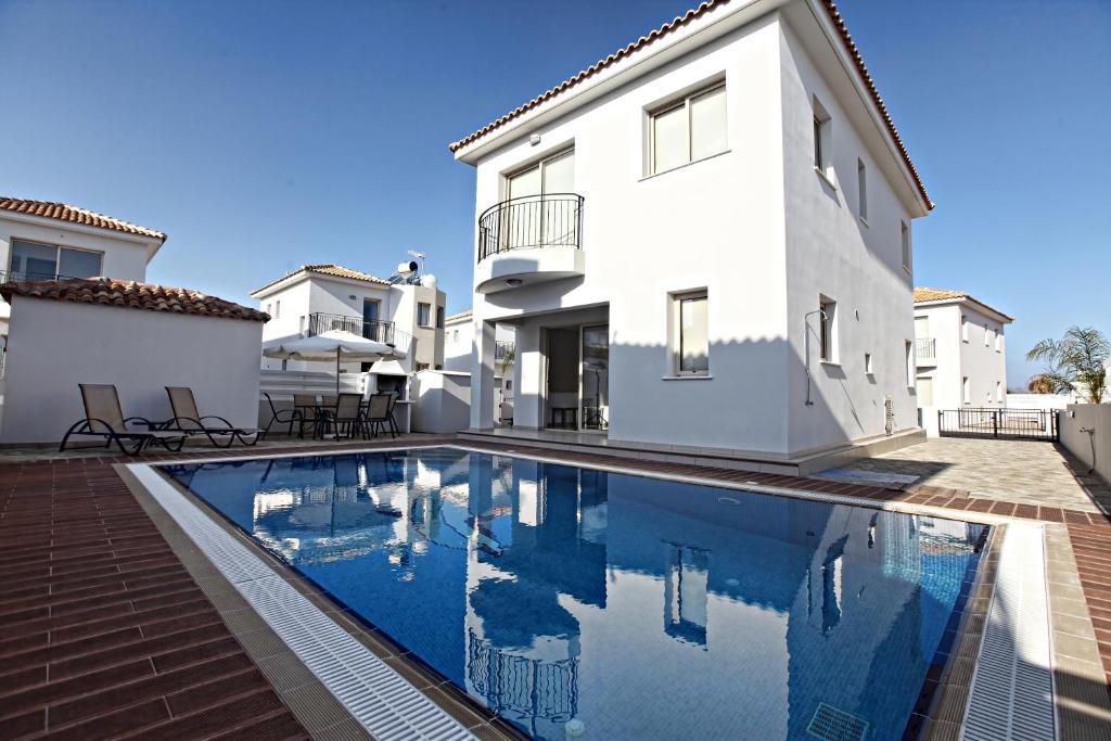 Palm Village Villas * Protaras