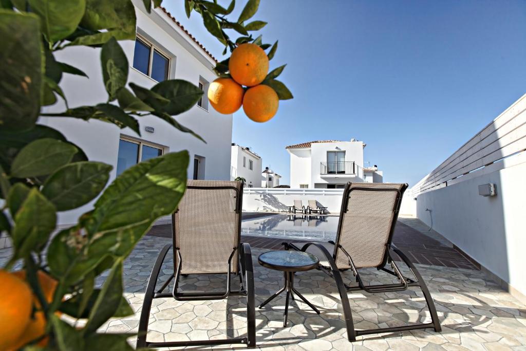 Palm Village Villas Protaras