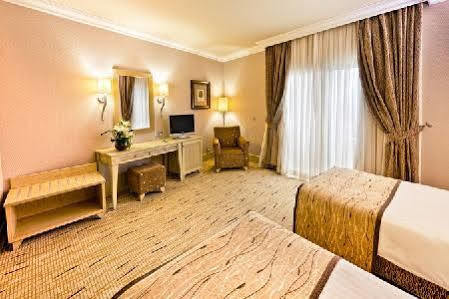 Mercure Cyprus Casino & Wellness Hotel 5*