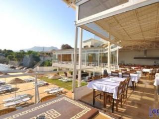 Hotel Lapethos & Casino 4*