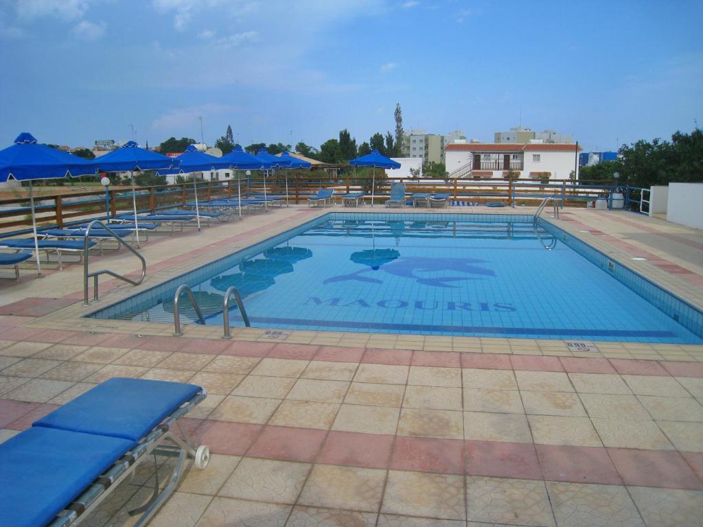 Aparthotel Maouris *