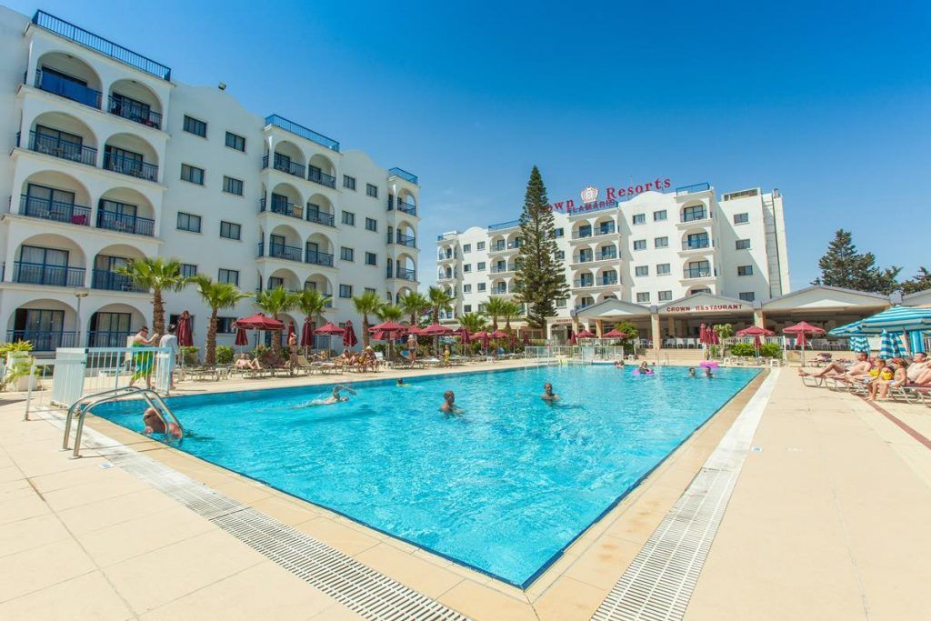 Aparthotel Crown Elamaris