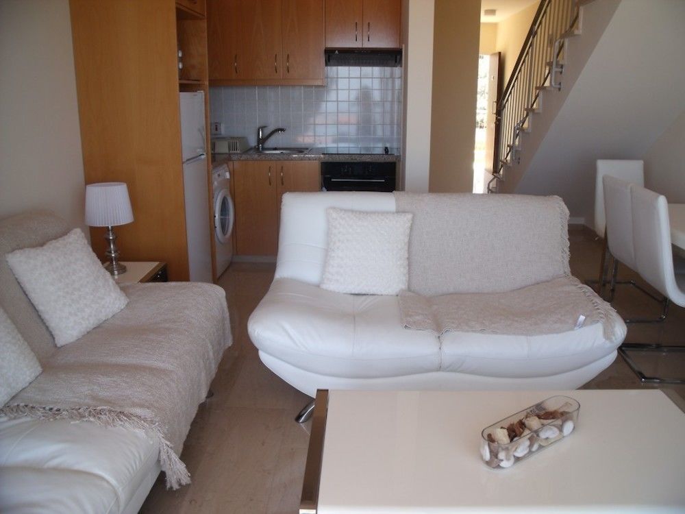 Aparthotel Akamas Health Farm & 3*