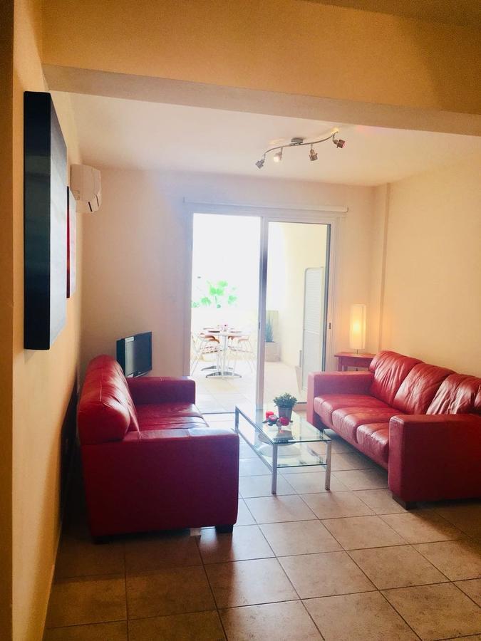 Apartment Elena Court *