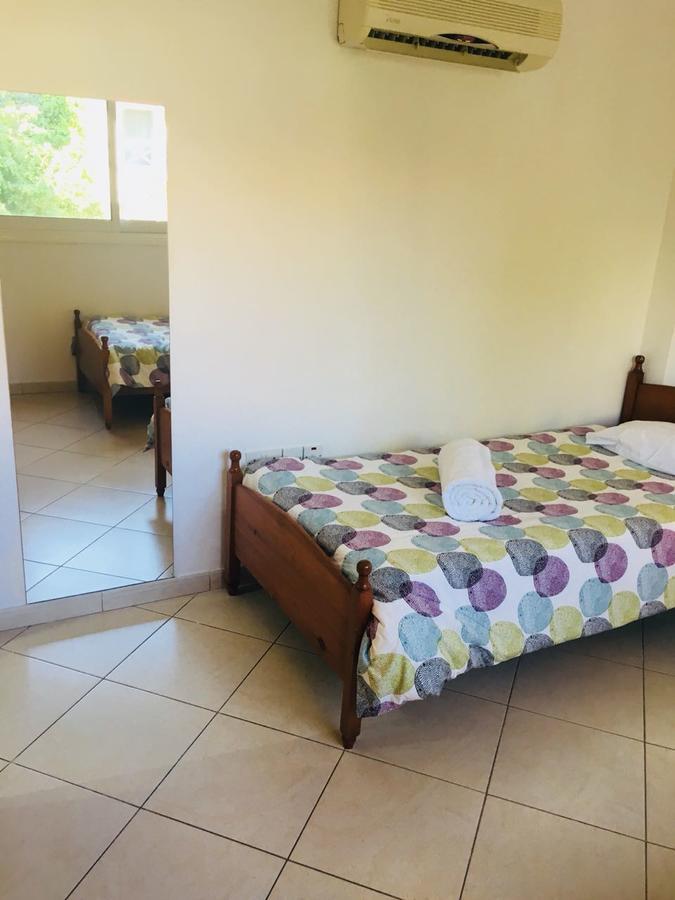 Apartment Elena Court *