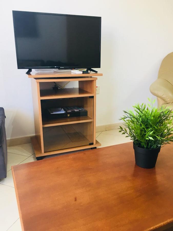 Apartment Elena Court *