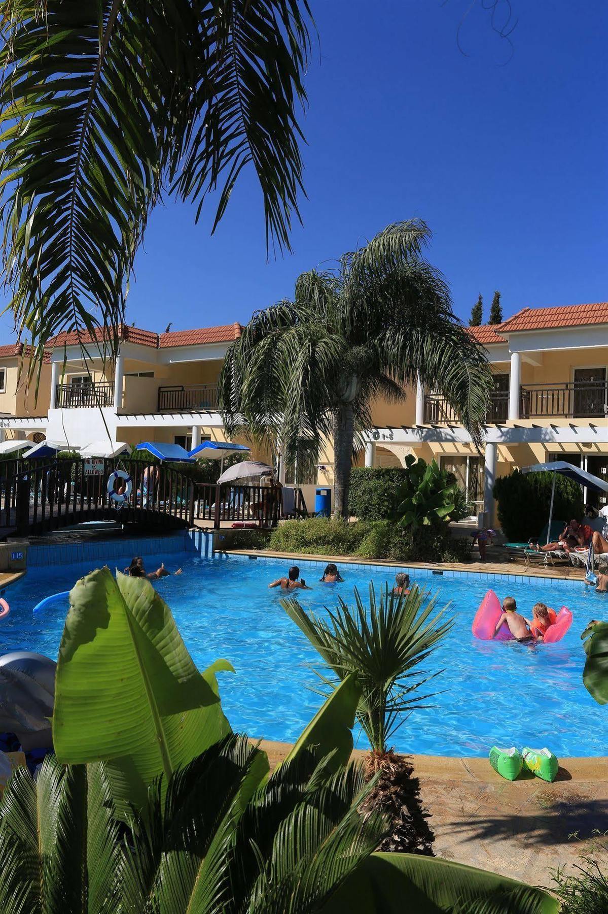 Jacaranda 3*