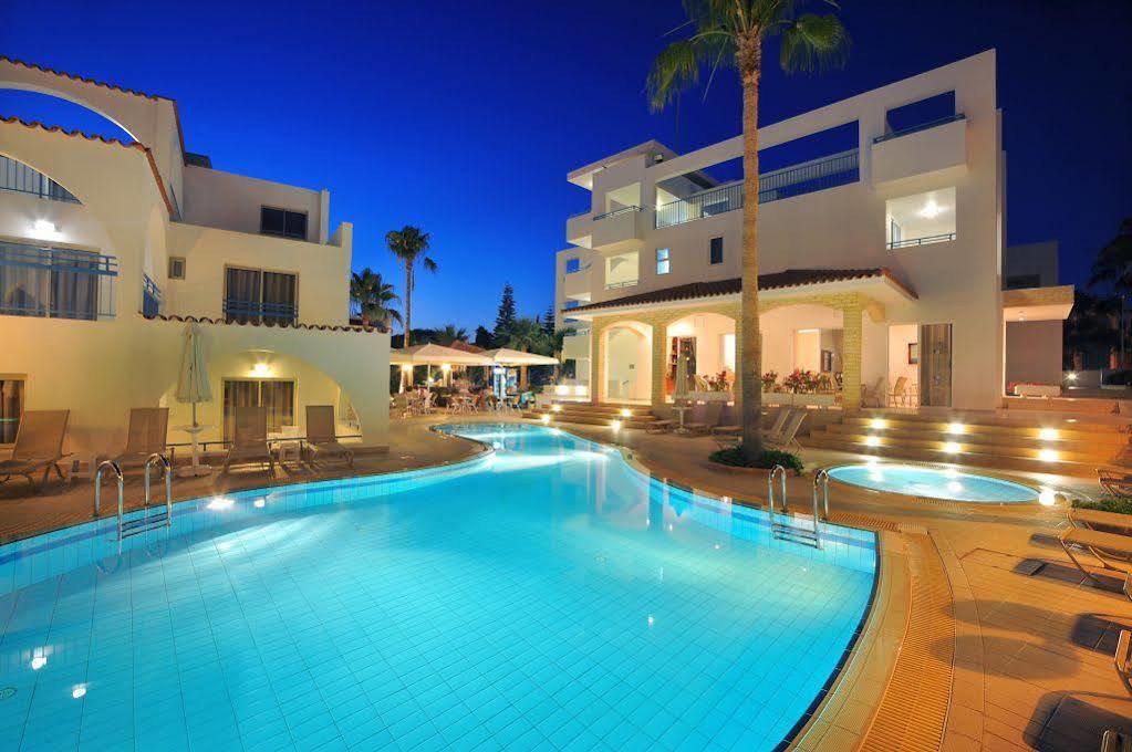 Petrosana Aparthotel Ayia Napa