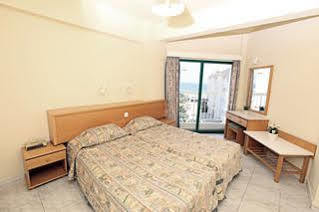 Infinity Blu - Designed For Adults By Louis Hotel 4*