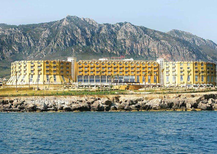 Hotel Mercure Cyprus Casino & Wellness